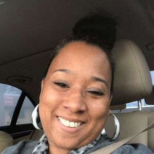 Meet your Posher, Deneatra